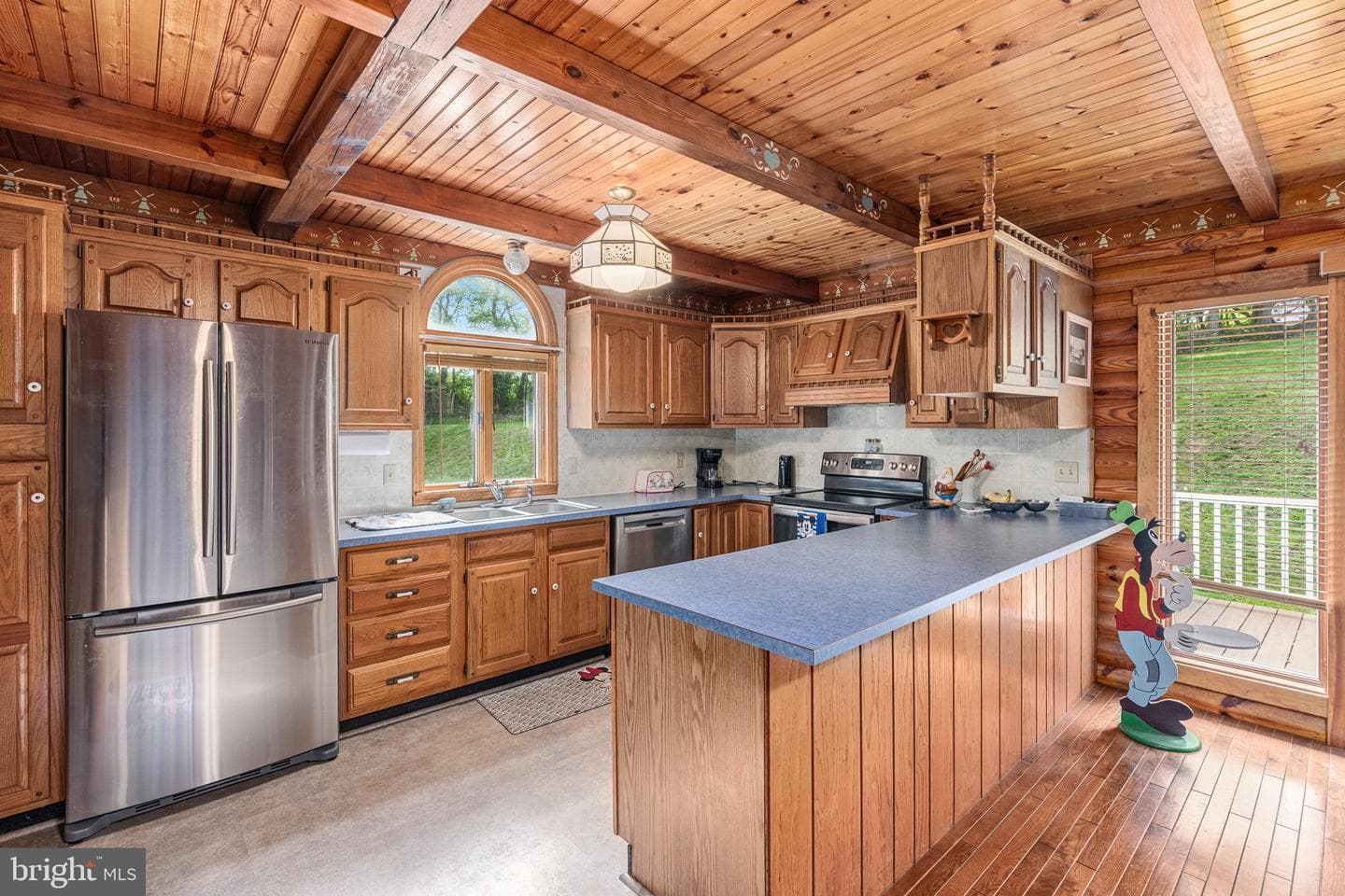 2033 Weisstown Road photo 22