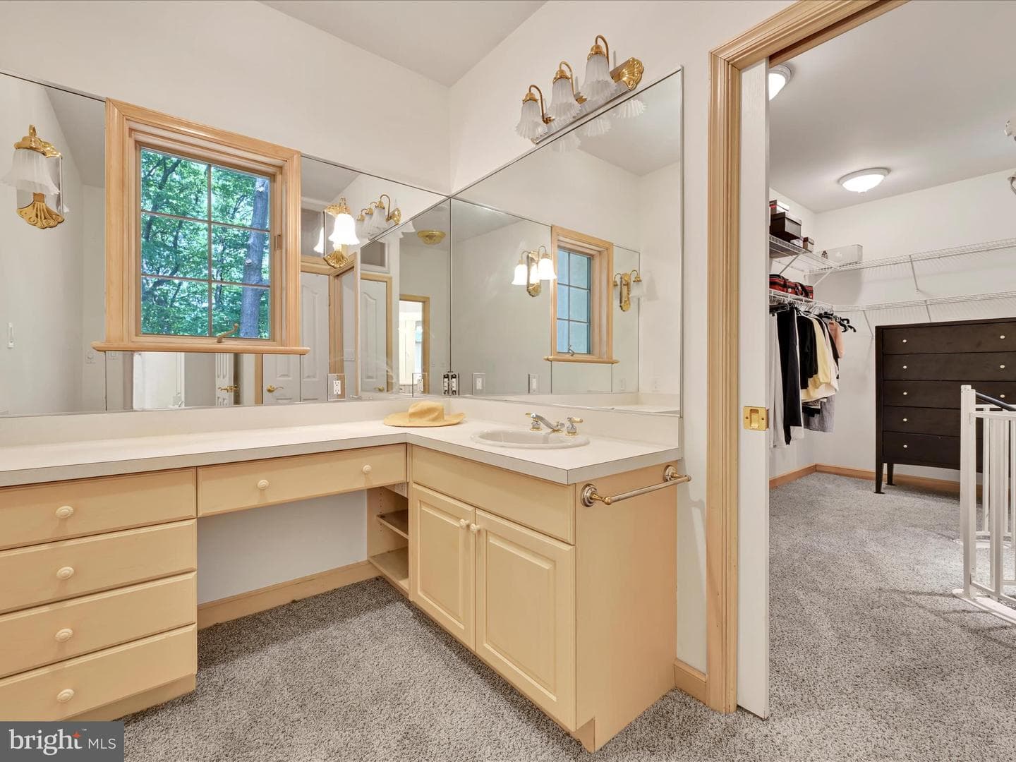 1035 Hill Road photo 52