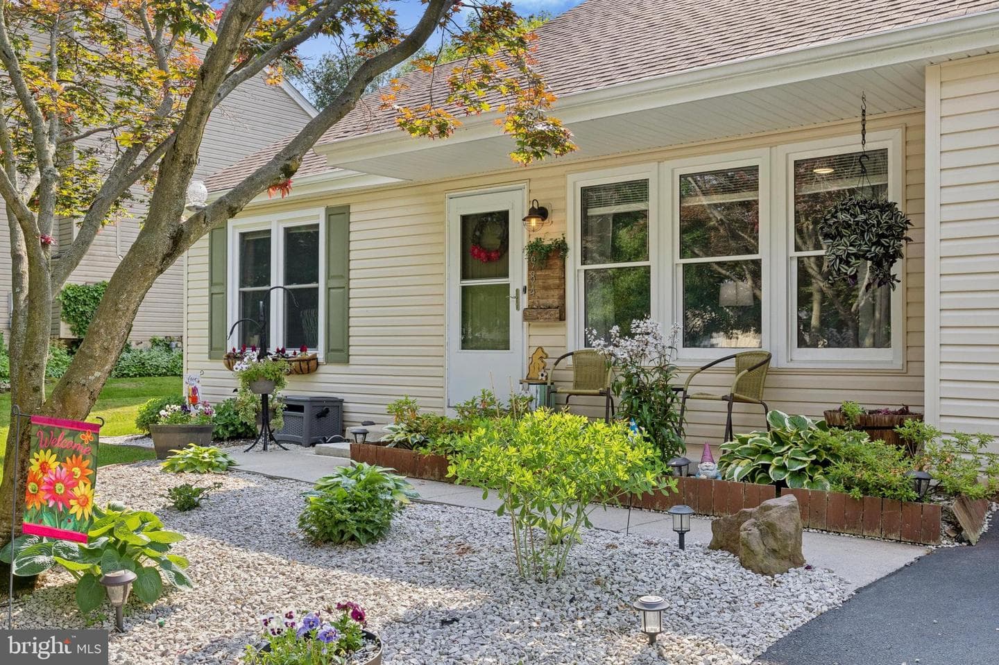 984 Rill Road photo 4