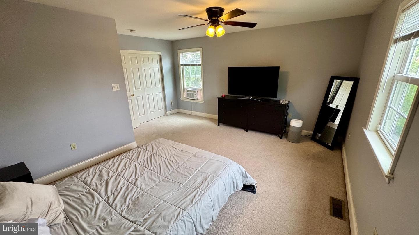 430 Carroll Street photo 11