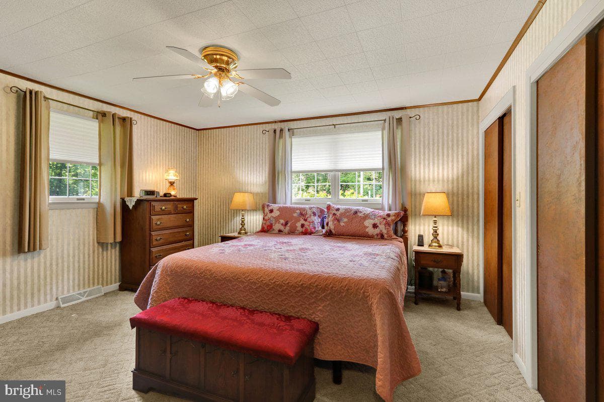 565 Shelbourne Road photo 23