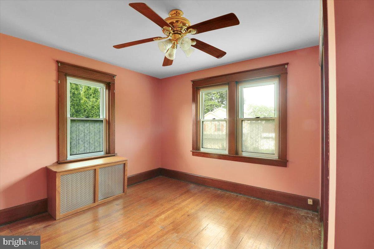 54 Norman Street photo 23