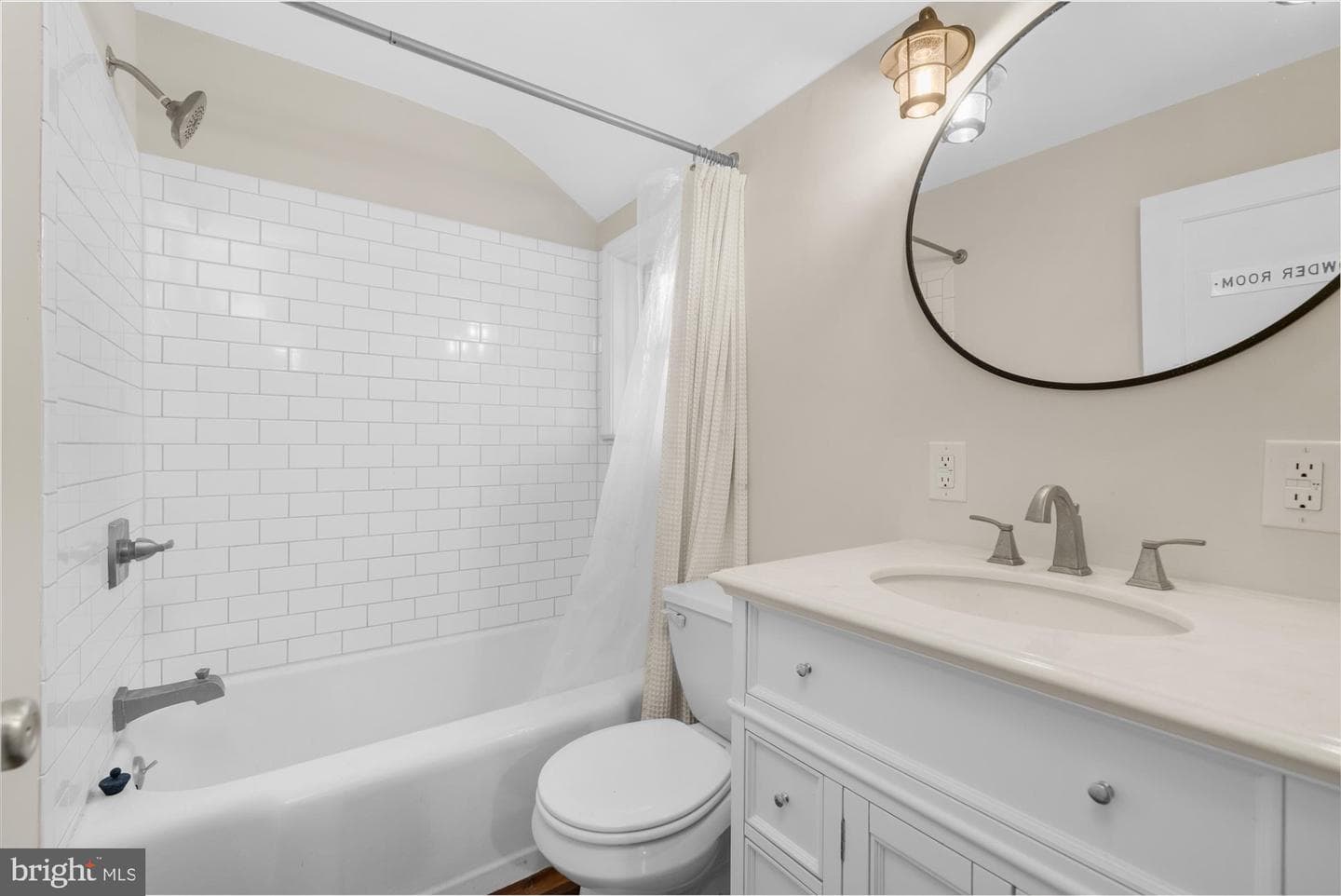 204 Opal Avenue photo 23