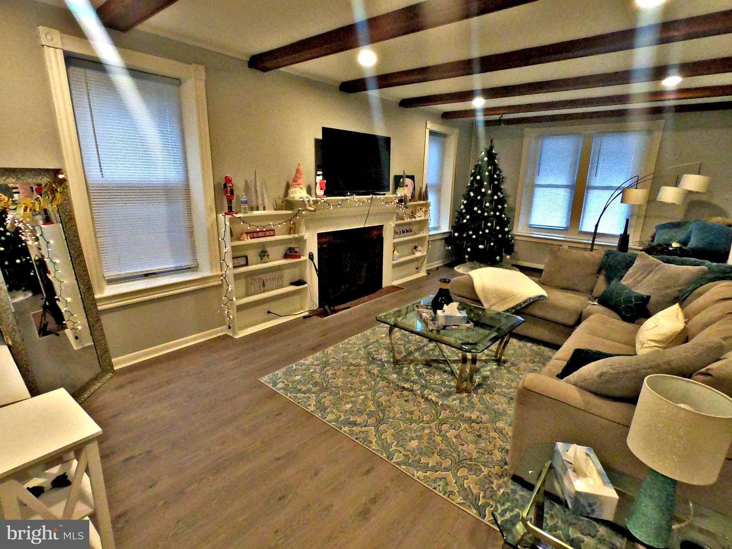 4133 Penn Avenue photo 1
