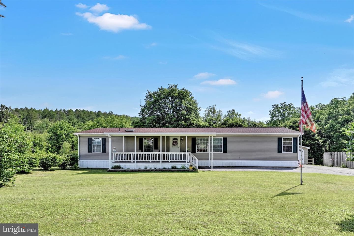 691 Krumsville Road photo 1