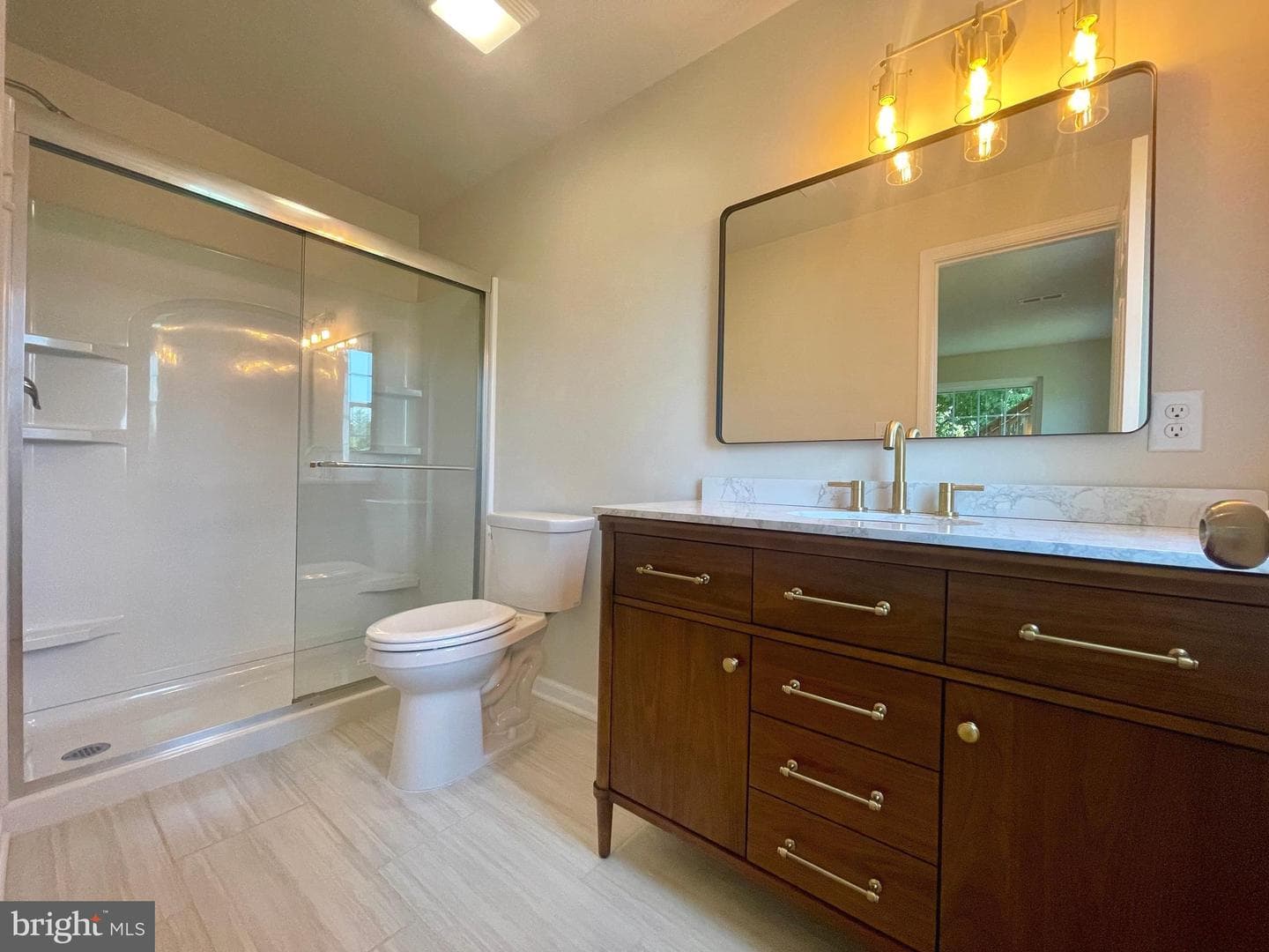 101 Lexington Way photo 12