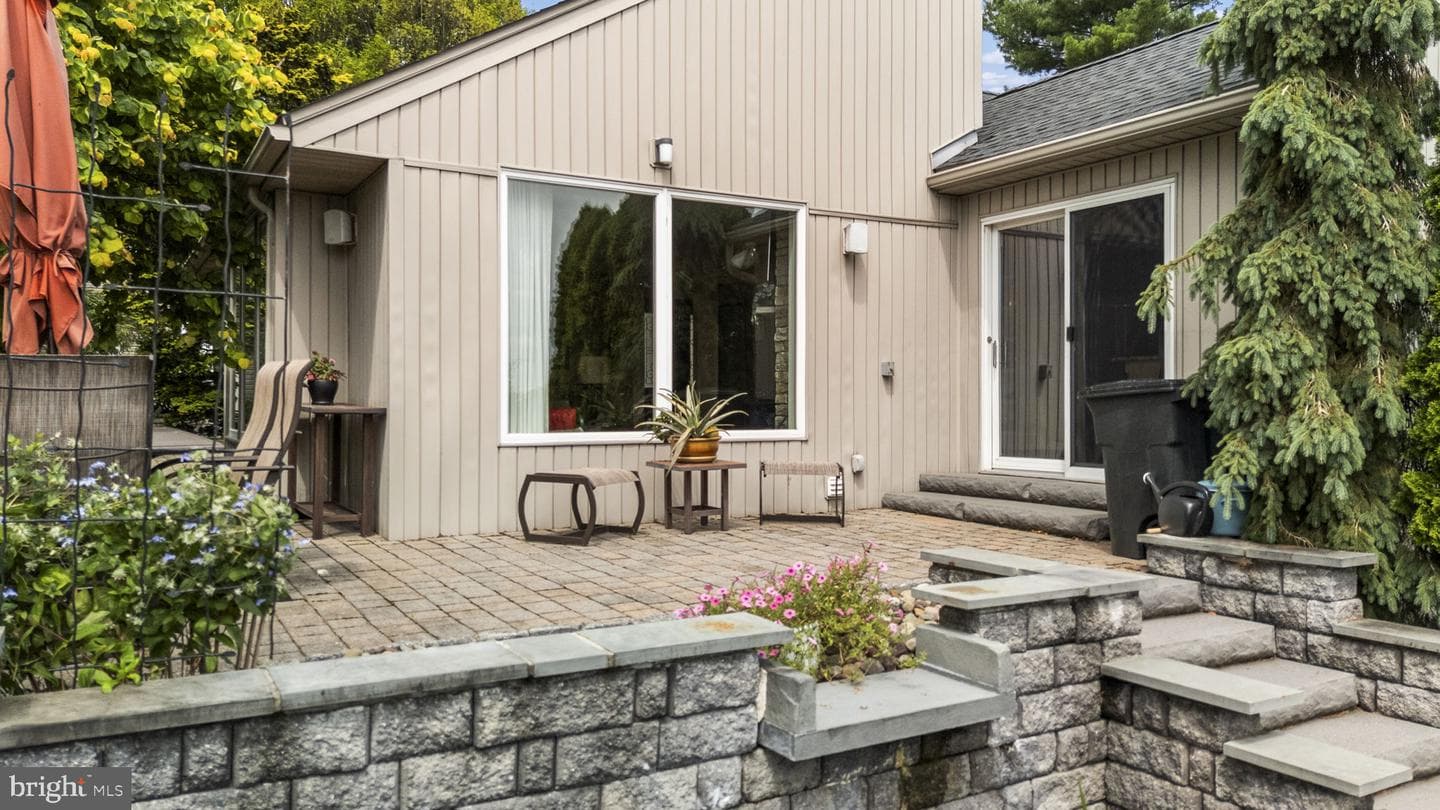 125 Klopp Road photo 6