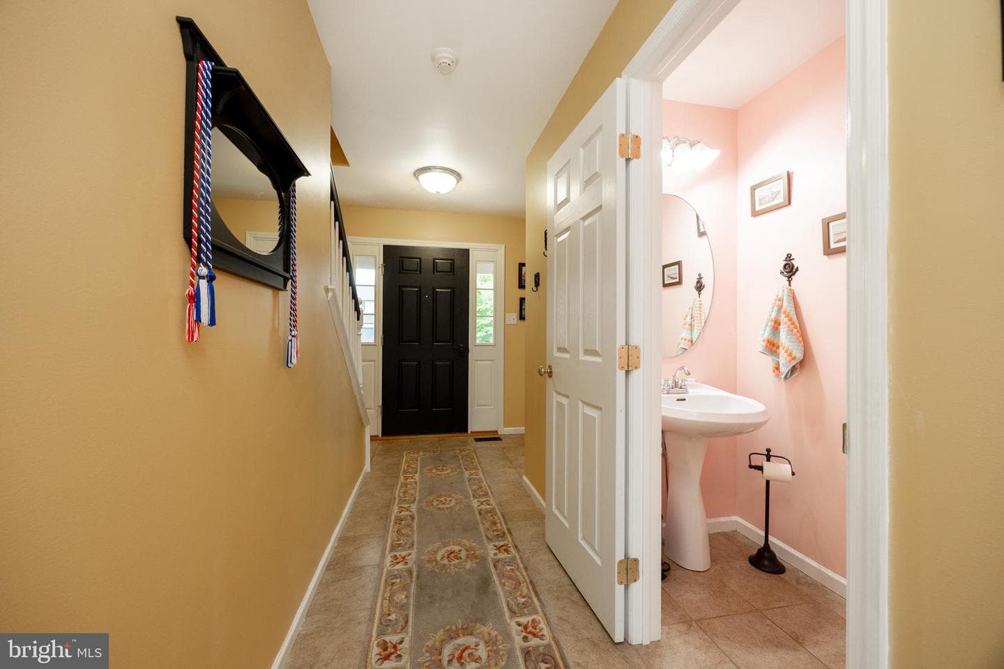 420 Appian Way photo 11