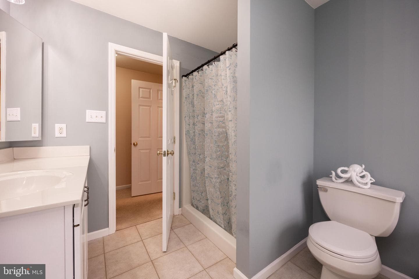 420 Appian Way photo 23