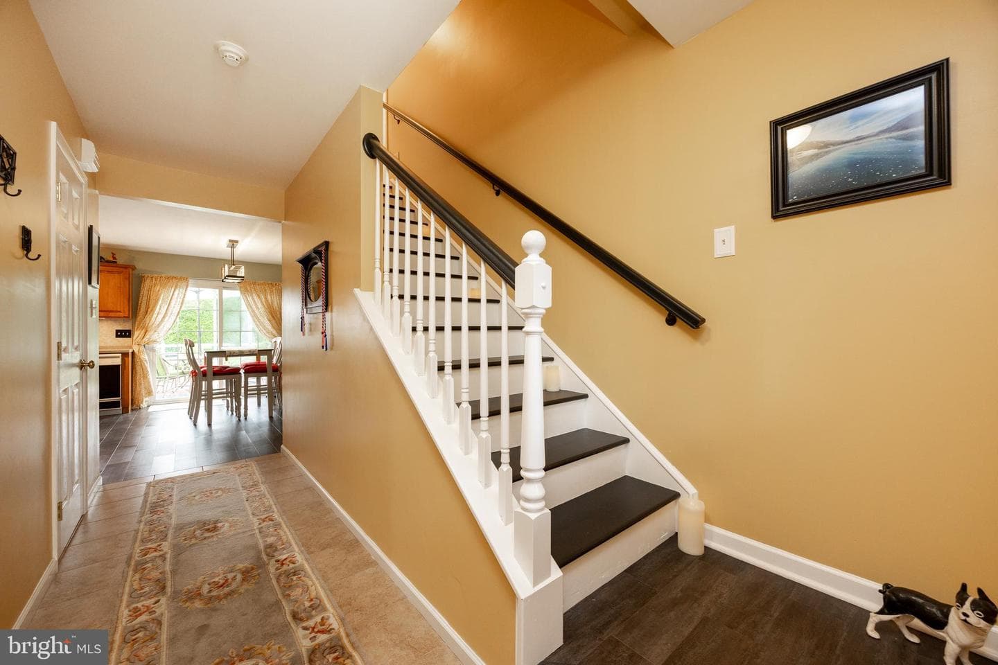 420 Appian Way photo 9