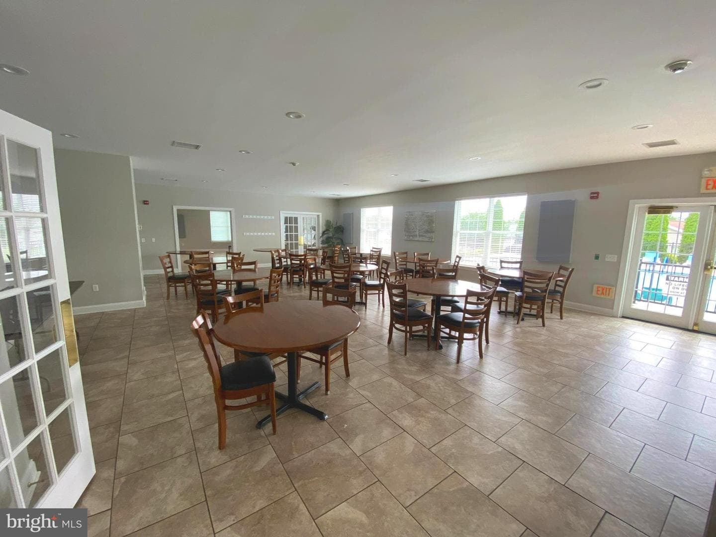 85 Westin Road photo 24