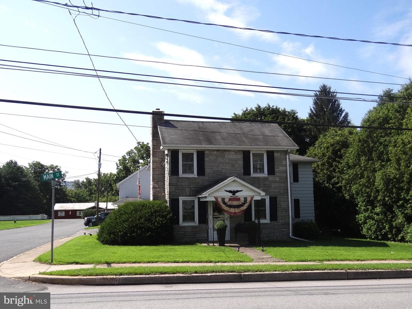 2966 Main Street photo 2
