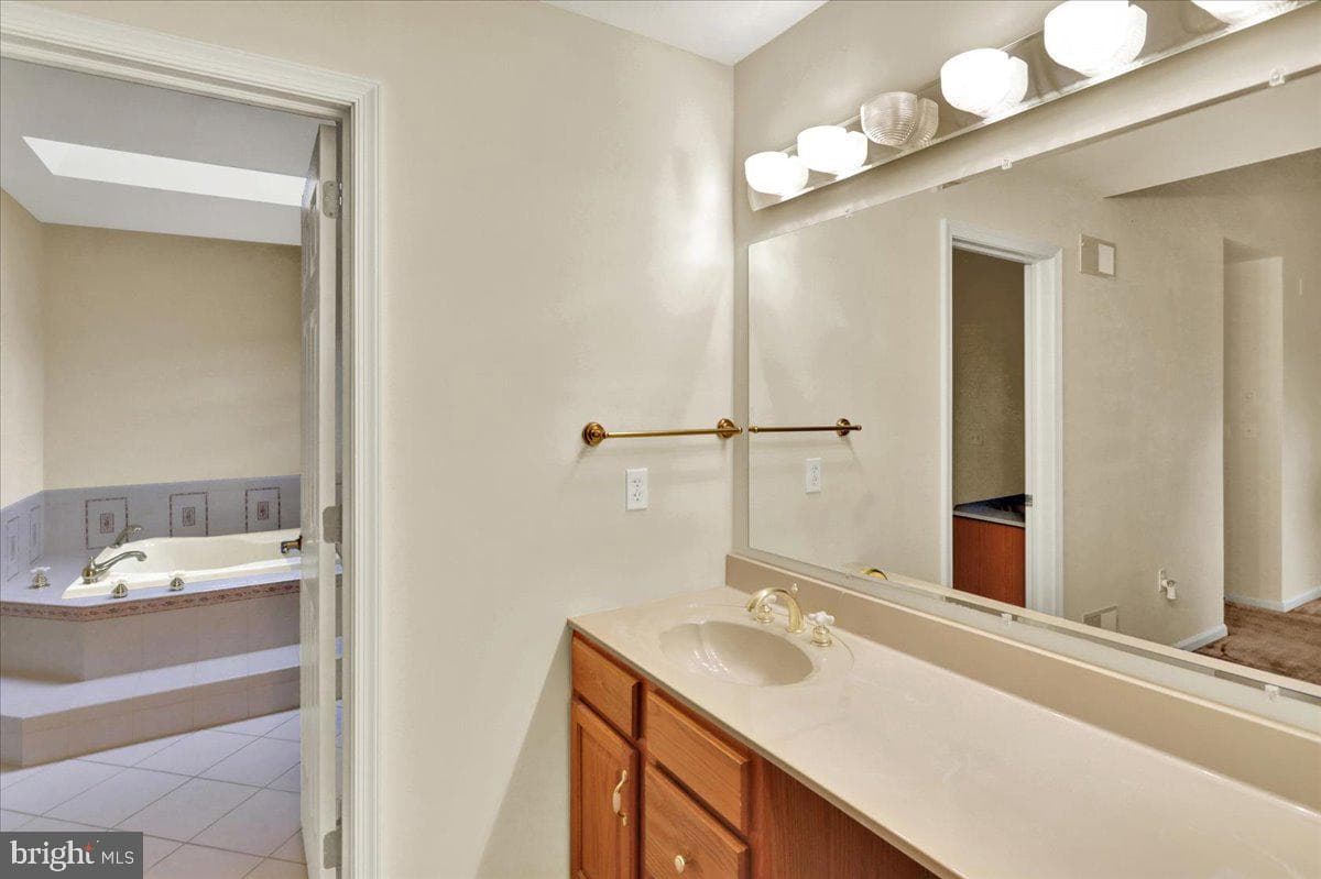 61 Grandview photo 34