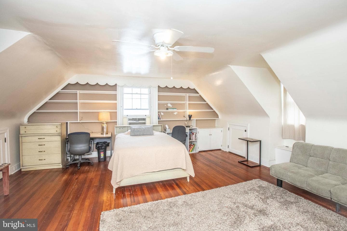 1407 Delaware photo 21