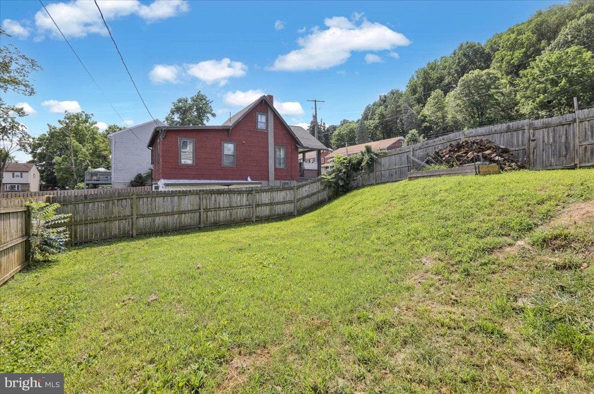1313 Carsonia Avenue photo 20