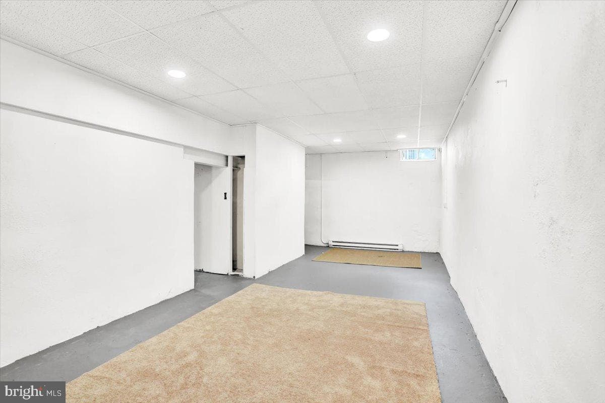 416 Green Lane photo 32
