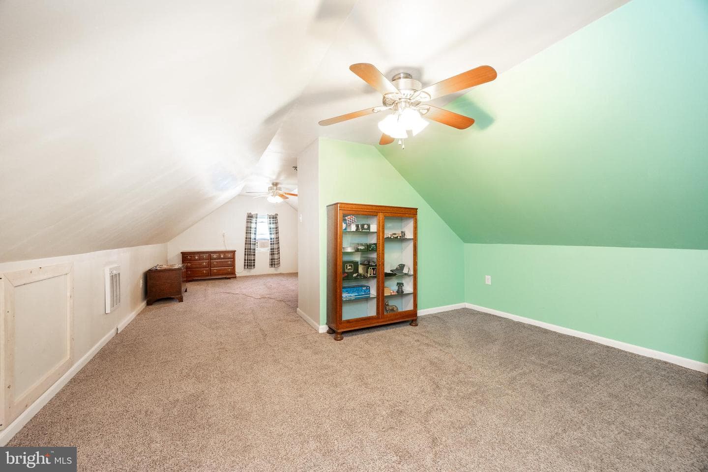 131 Squirrel Hollow Road photo 17
