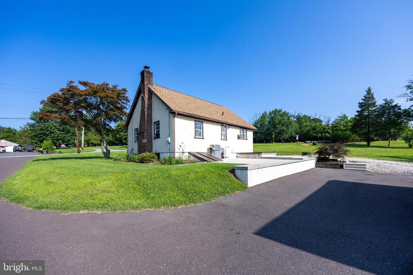 131 Squirrel Hollow Road photo 38
