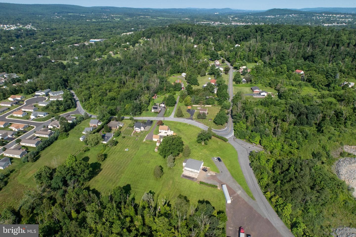131 Squirrel Hollow Road photo 50