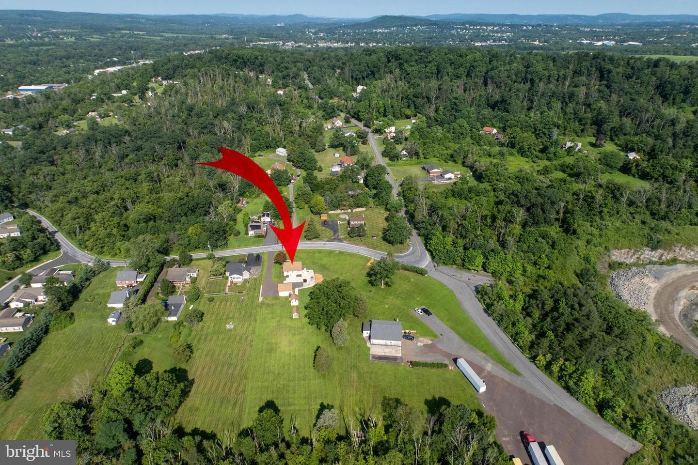 131 Squirrel Hollow Road photo 51