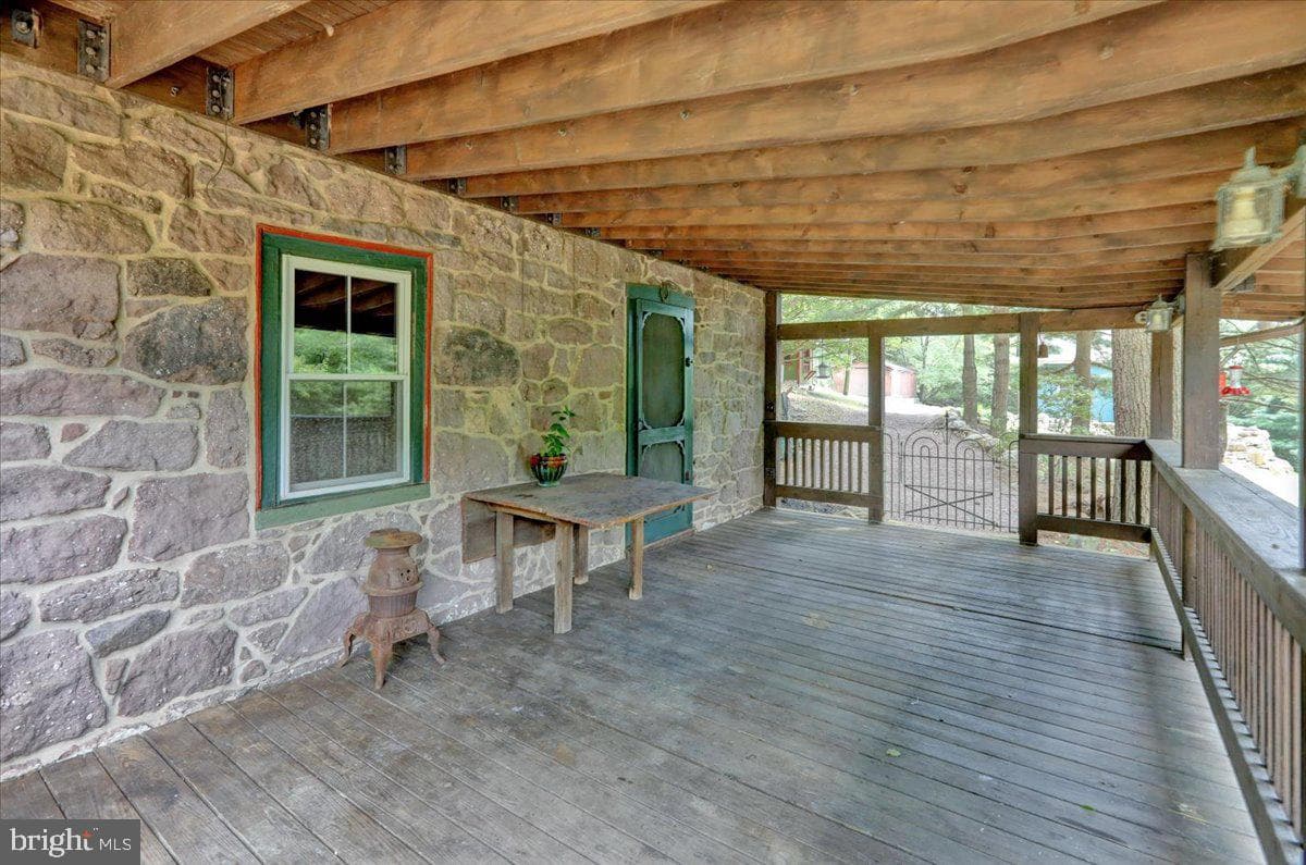843 Ridgeway Road photo 11