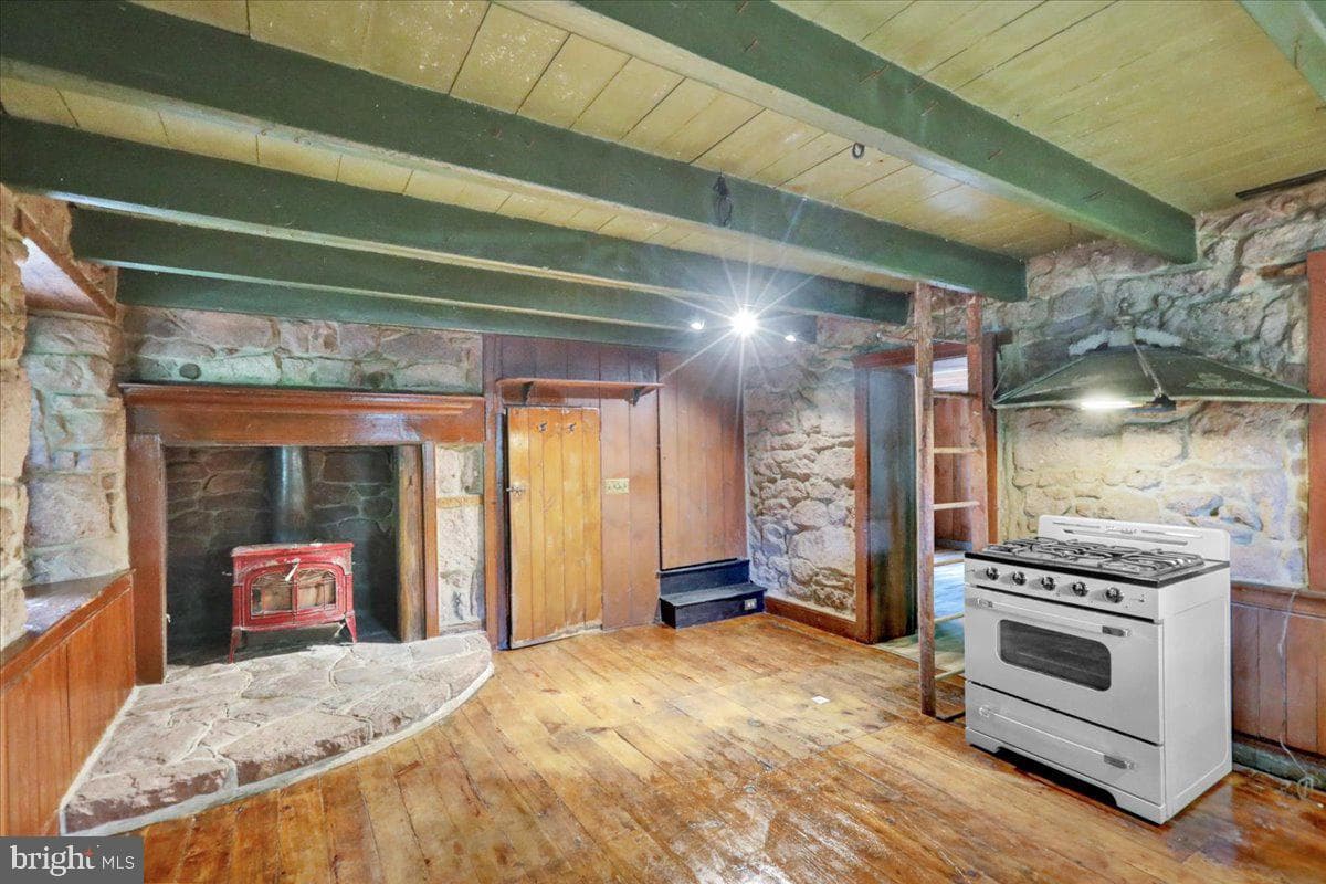 843 Ridgeway Road photo 34