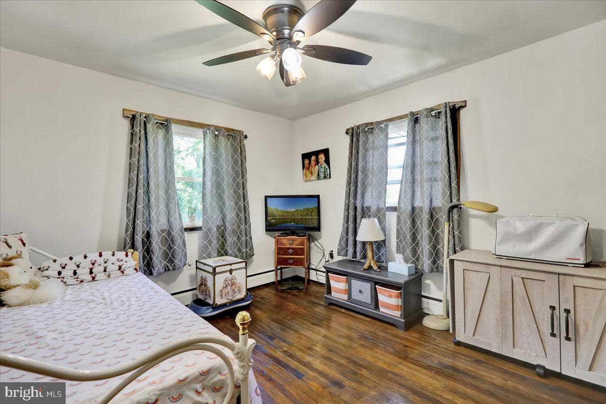 570 Walnut Road photo 19