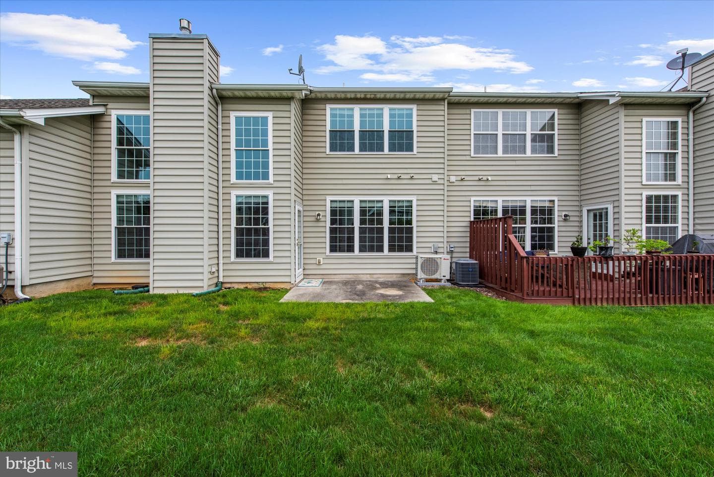1514 Lexington Way photo 36