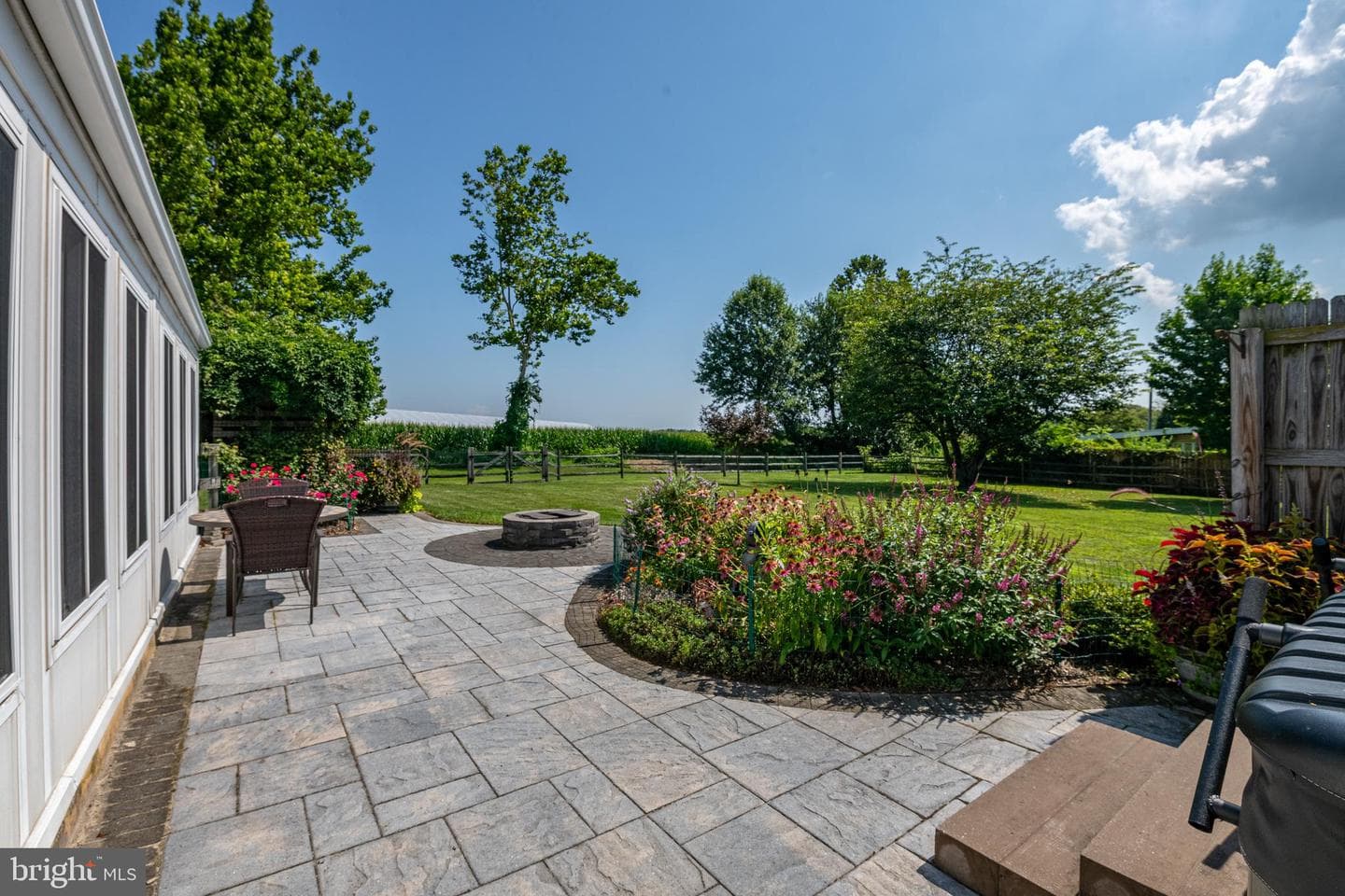 25 Radcliff Road photo 4