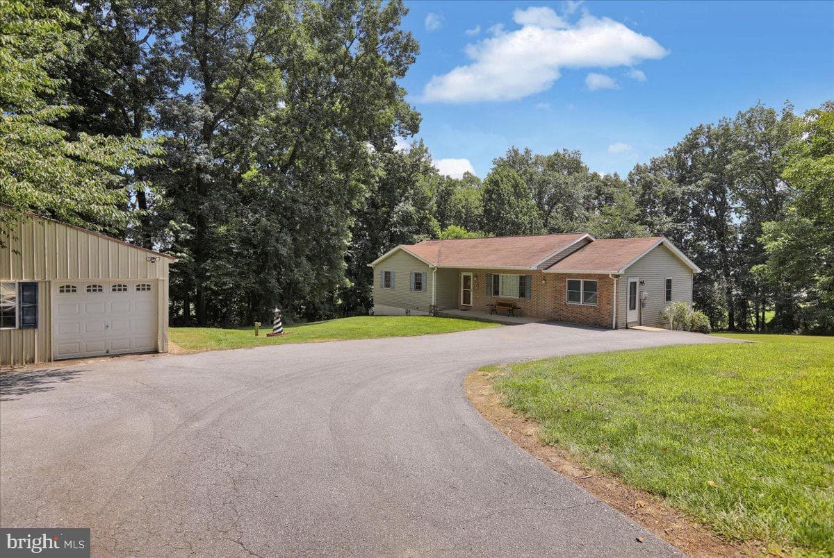 70 Mcewen Lane photo 2