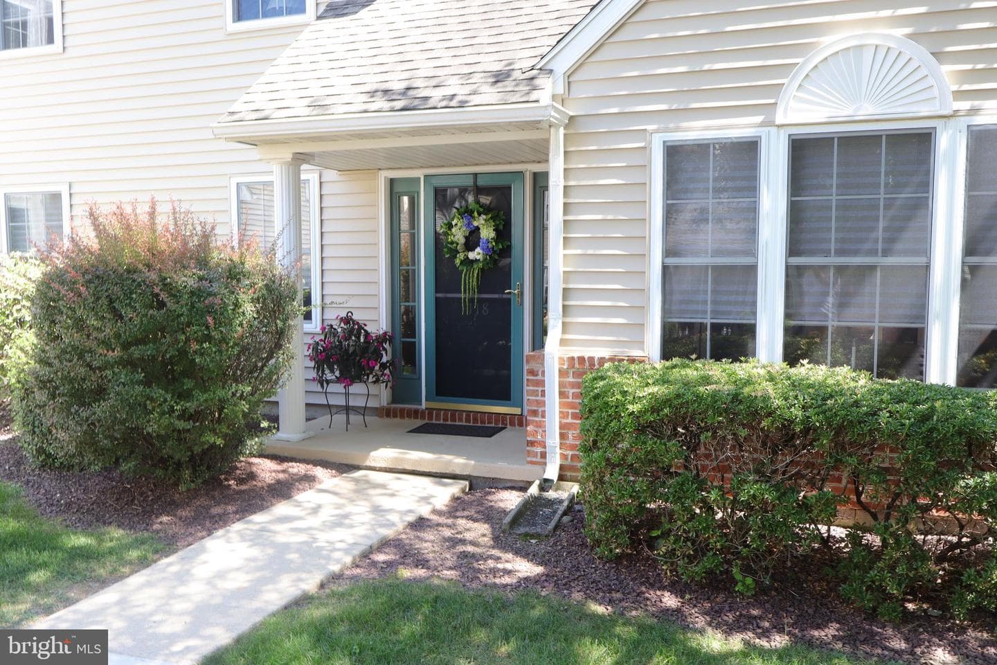 118 Primrose Lane photo 2