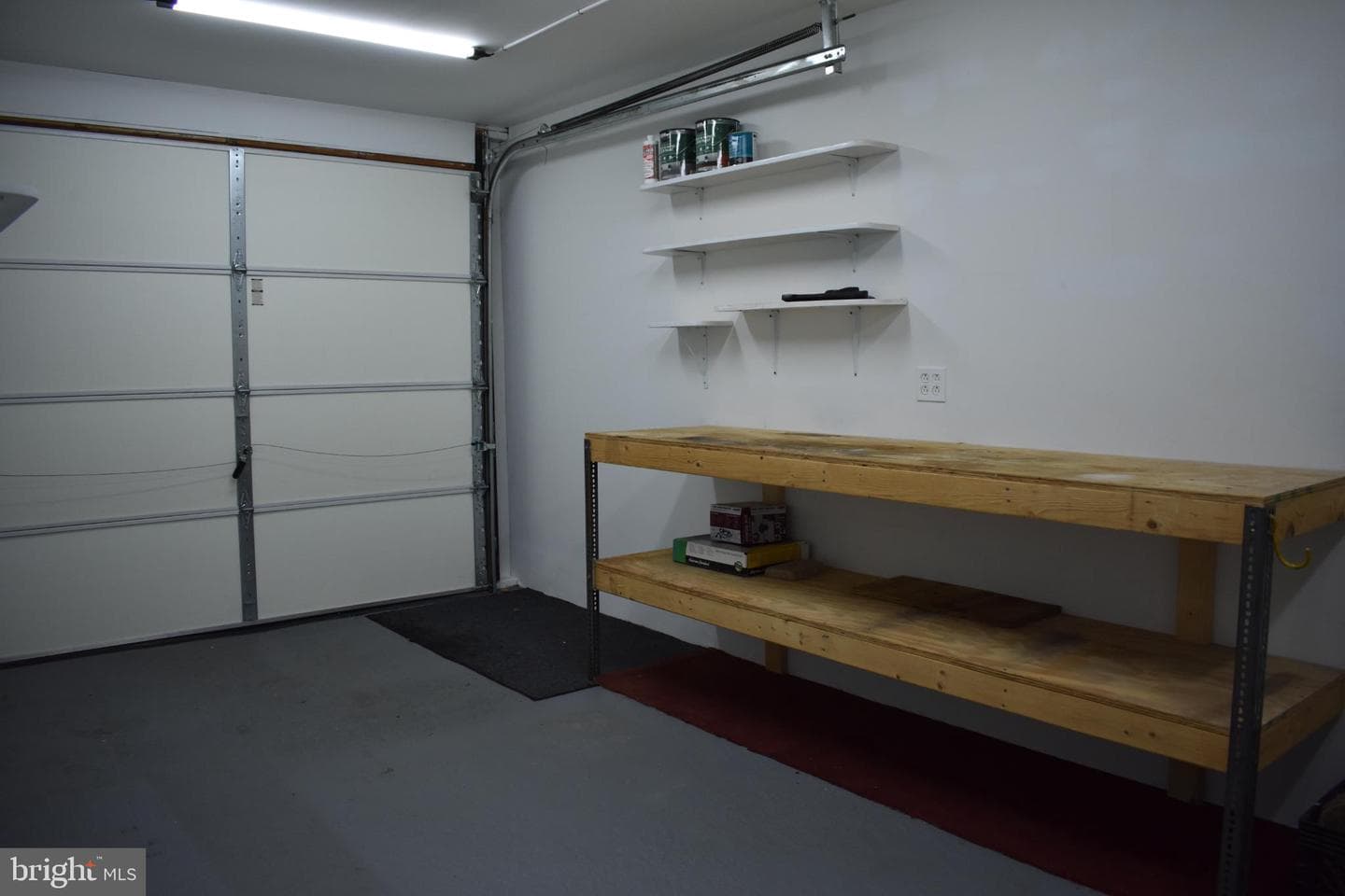 409 Walnut Street photo 19