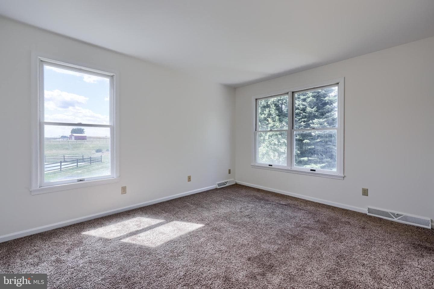 507 Heritage Drive photo 36