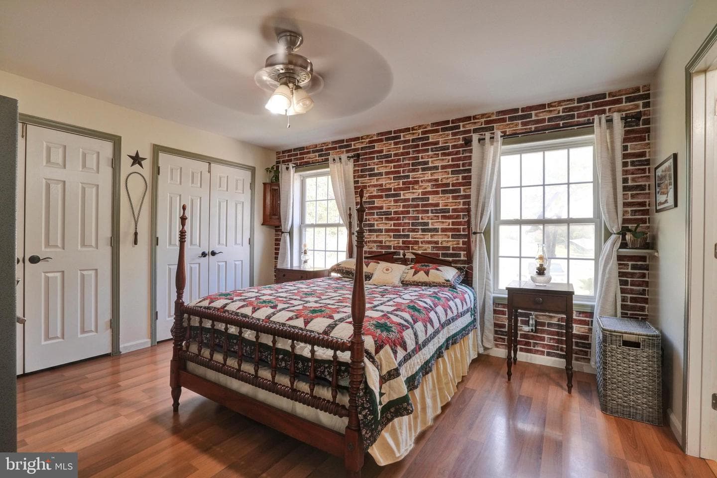 825 Philadelphia Terrace photo 12