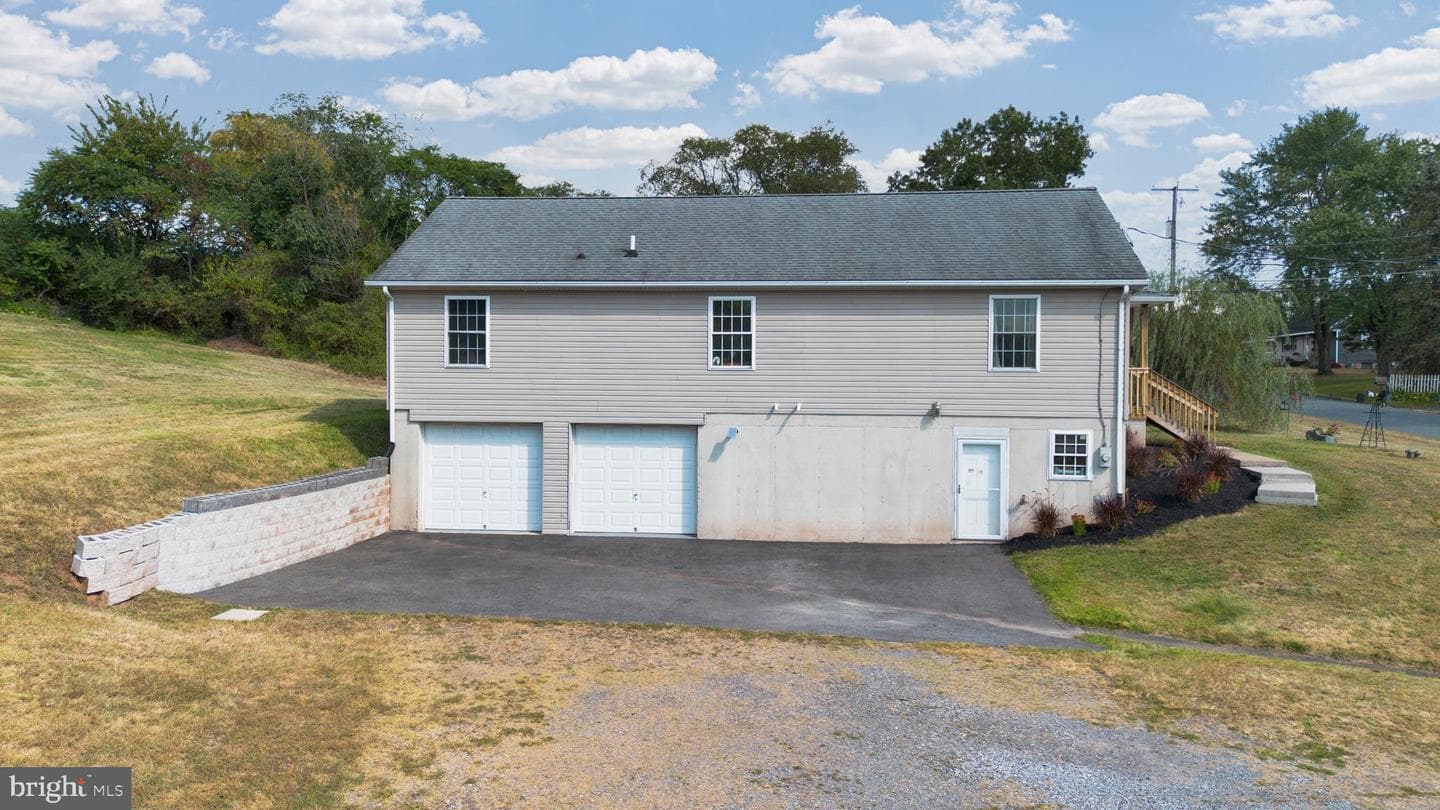 825 Philadelphia Terrace photo 21