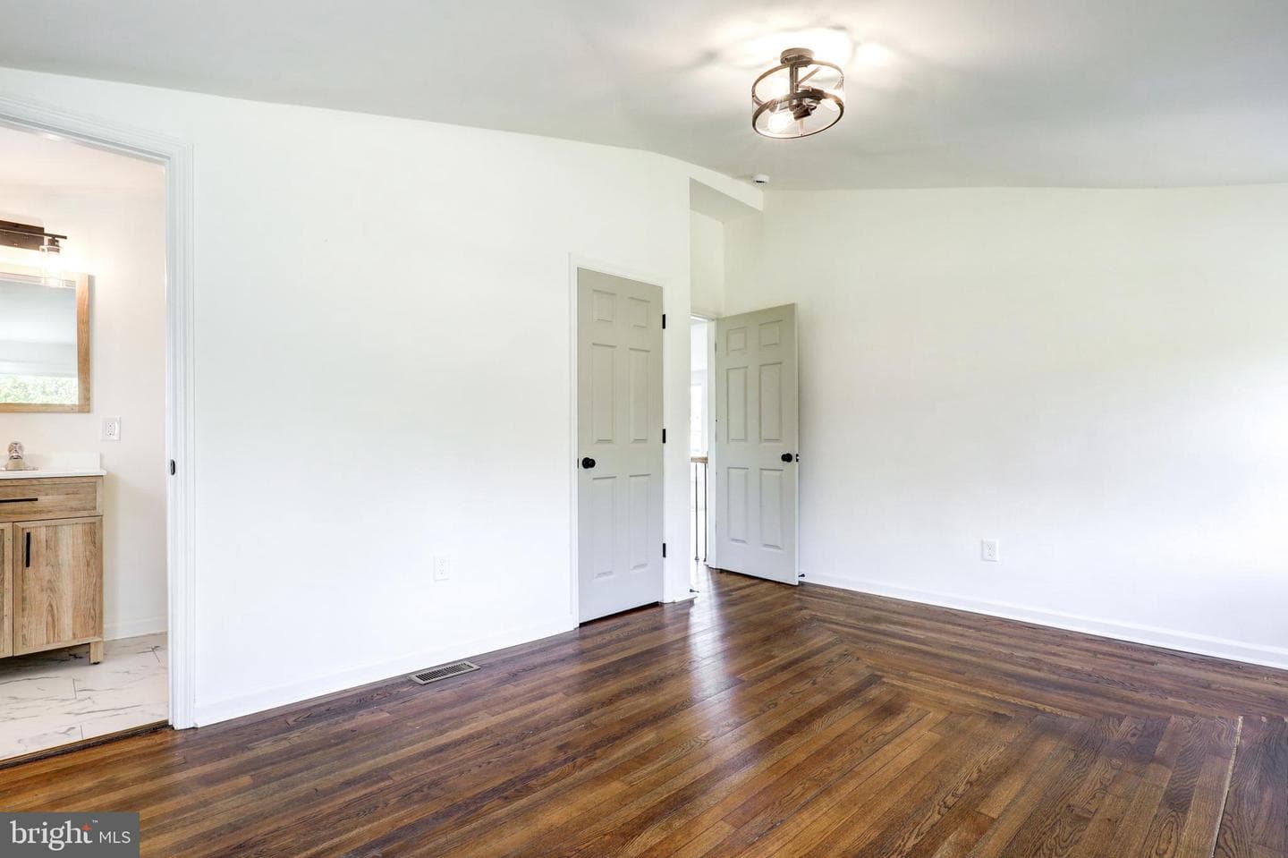 353 Douglass Drive photo 21