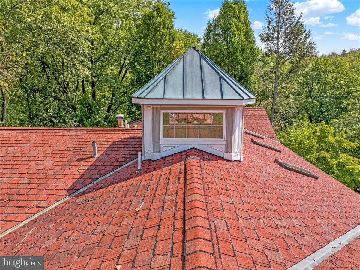 1391 Moselem Springs Road photo 81