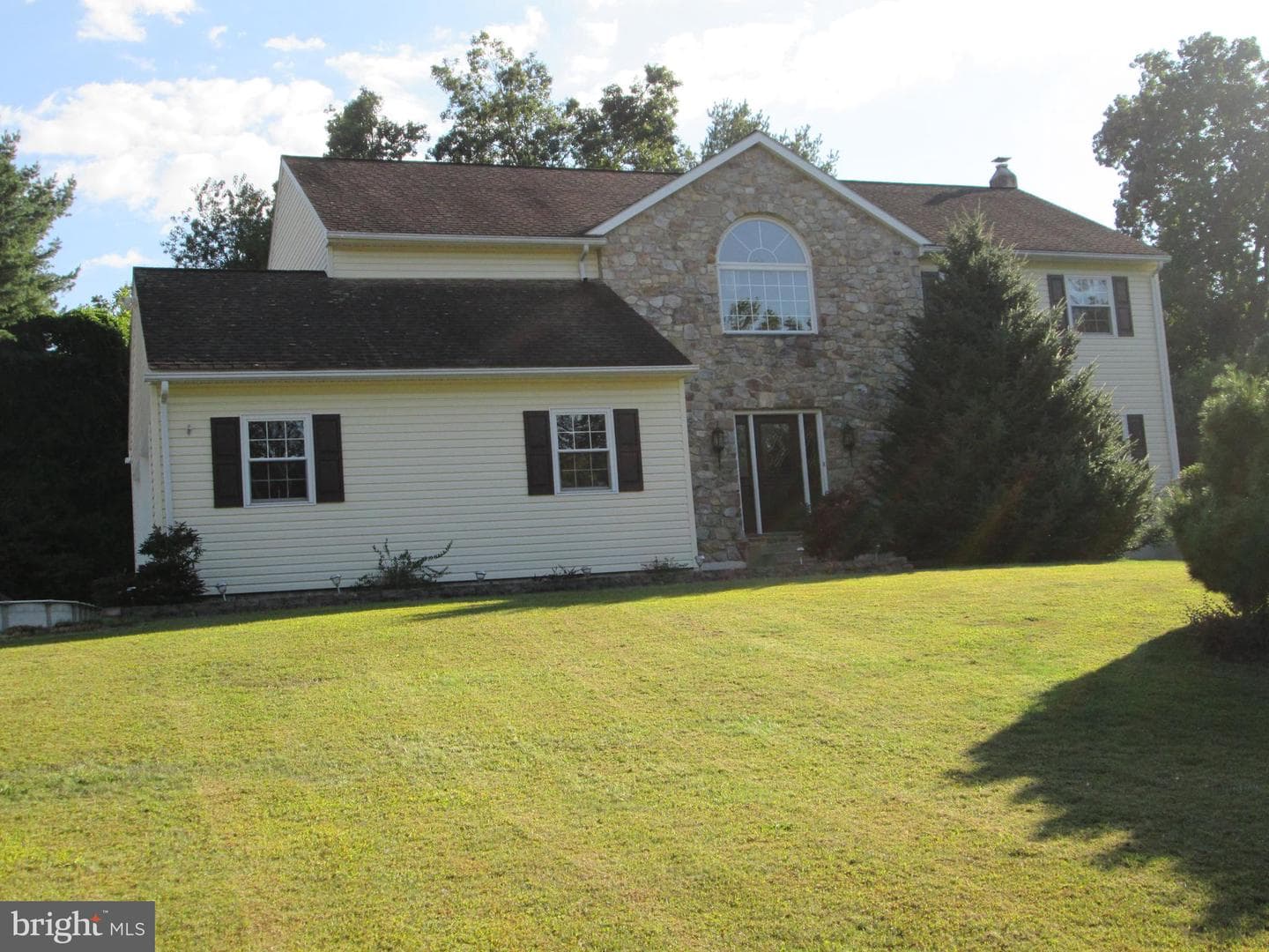 12 Lehland Drive photo 4
