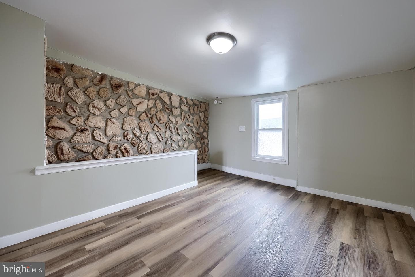 515 N Front Street photo 32