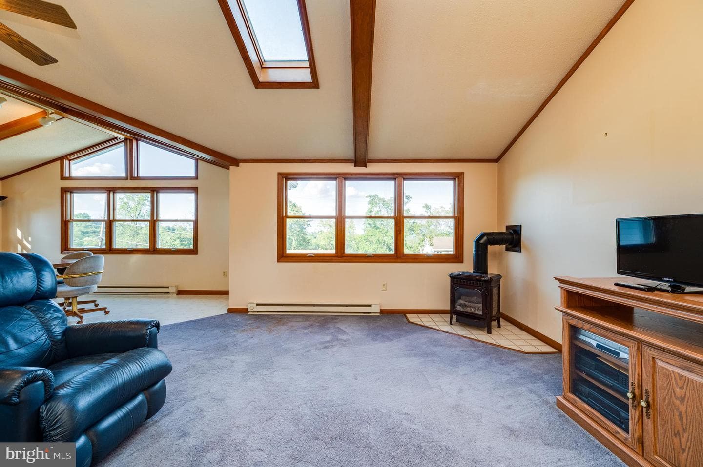 669 Fairmont Avenue photo 30