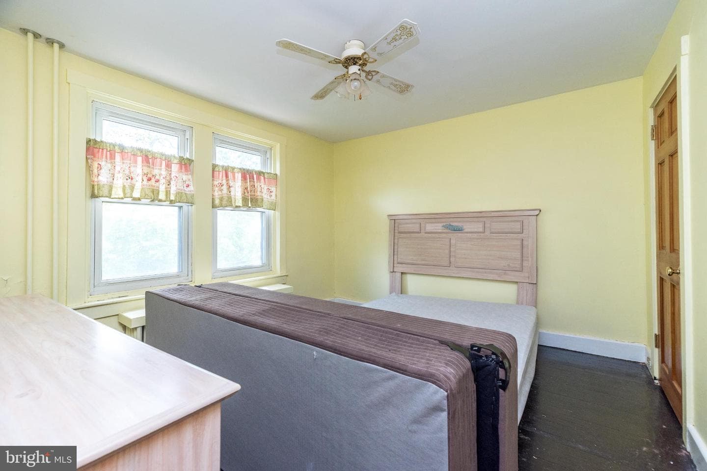 207 Spruce Street photo 16