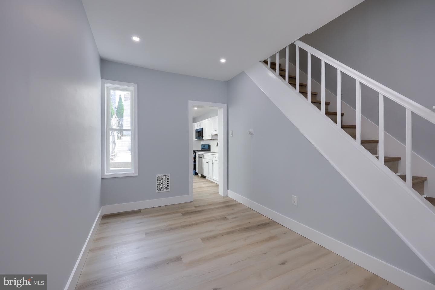 2155 Adams Street photo 5