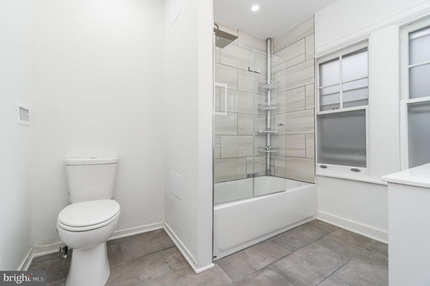 932 Franklin Street photo 25
