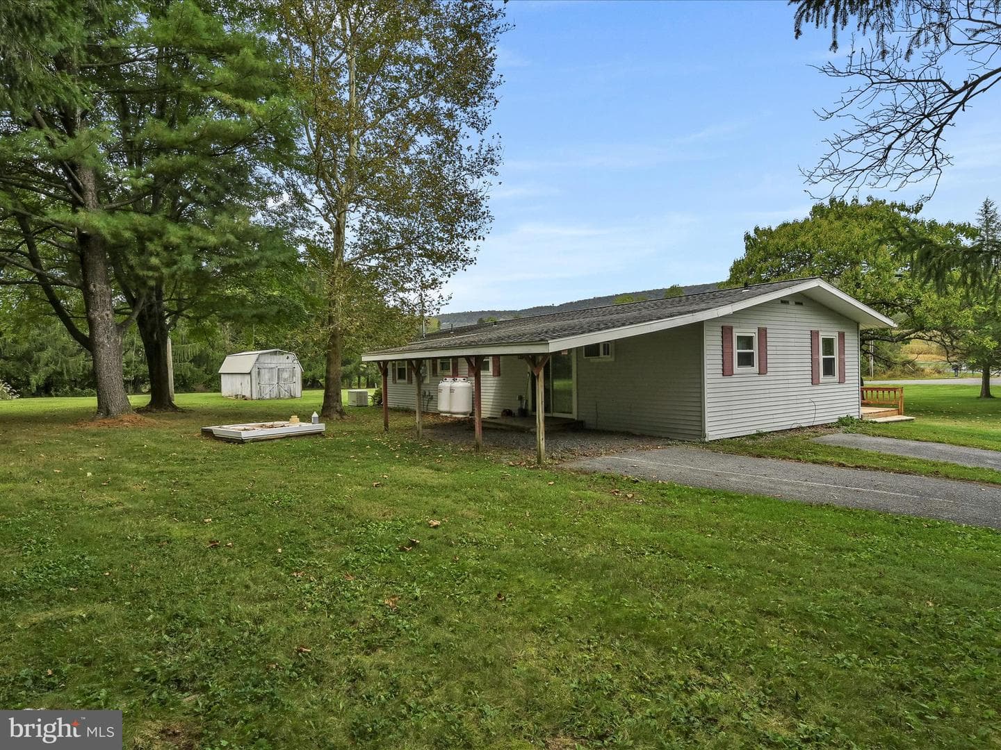 390 Swope Road photo 4