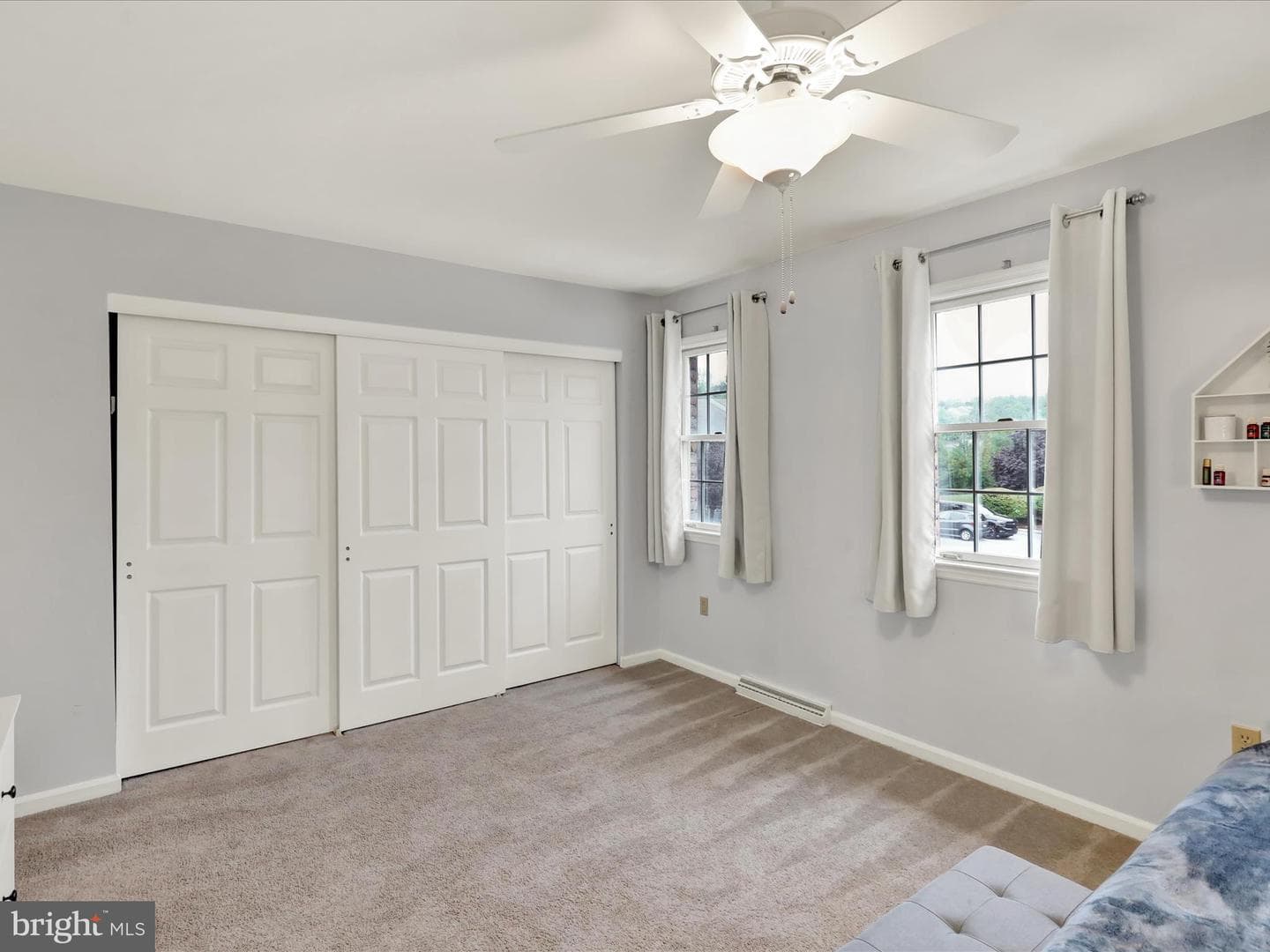 21 Warwick Court photo 18