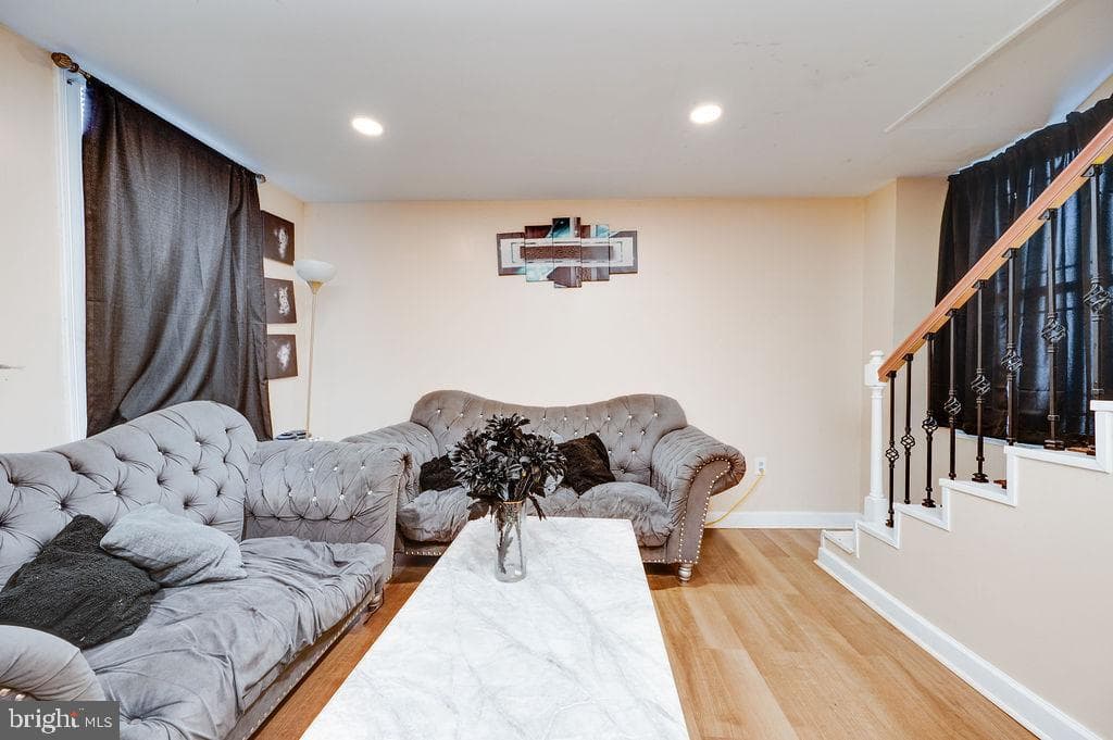510 Laurel Street photo 4