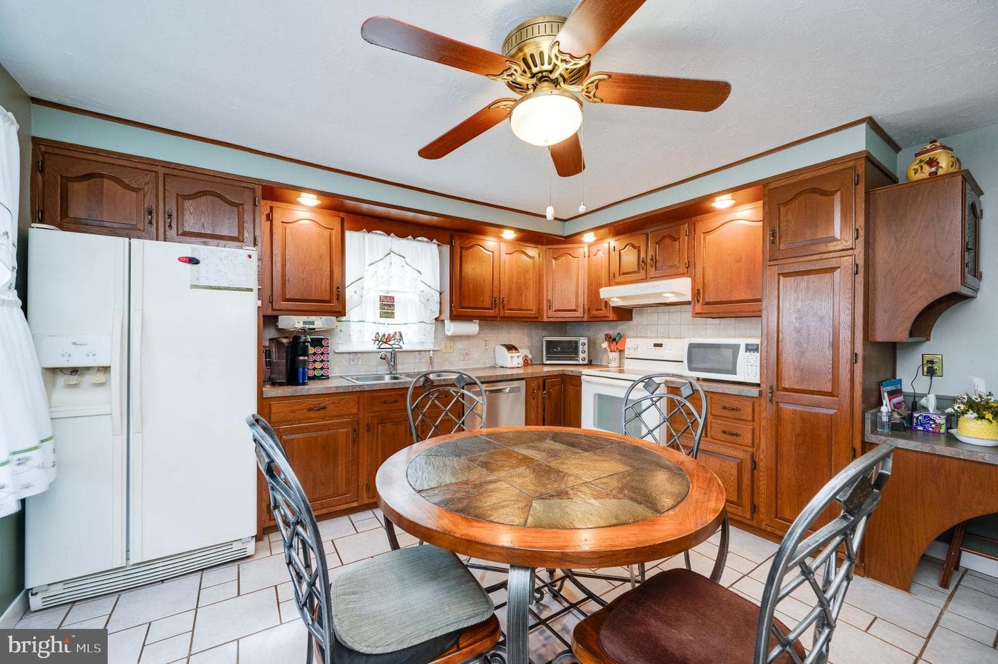 429 W Wyomissing Boulevard photo 10