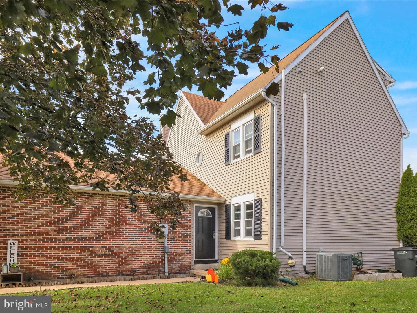 409 Washington Boulevard photo 4