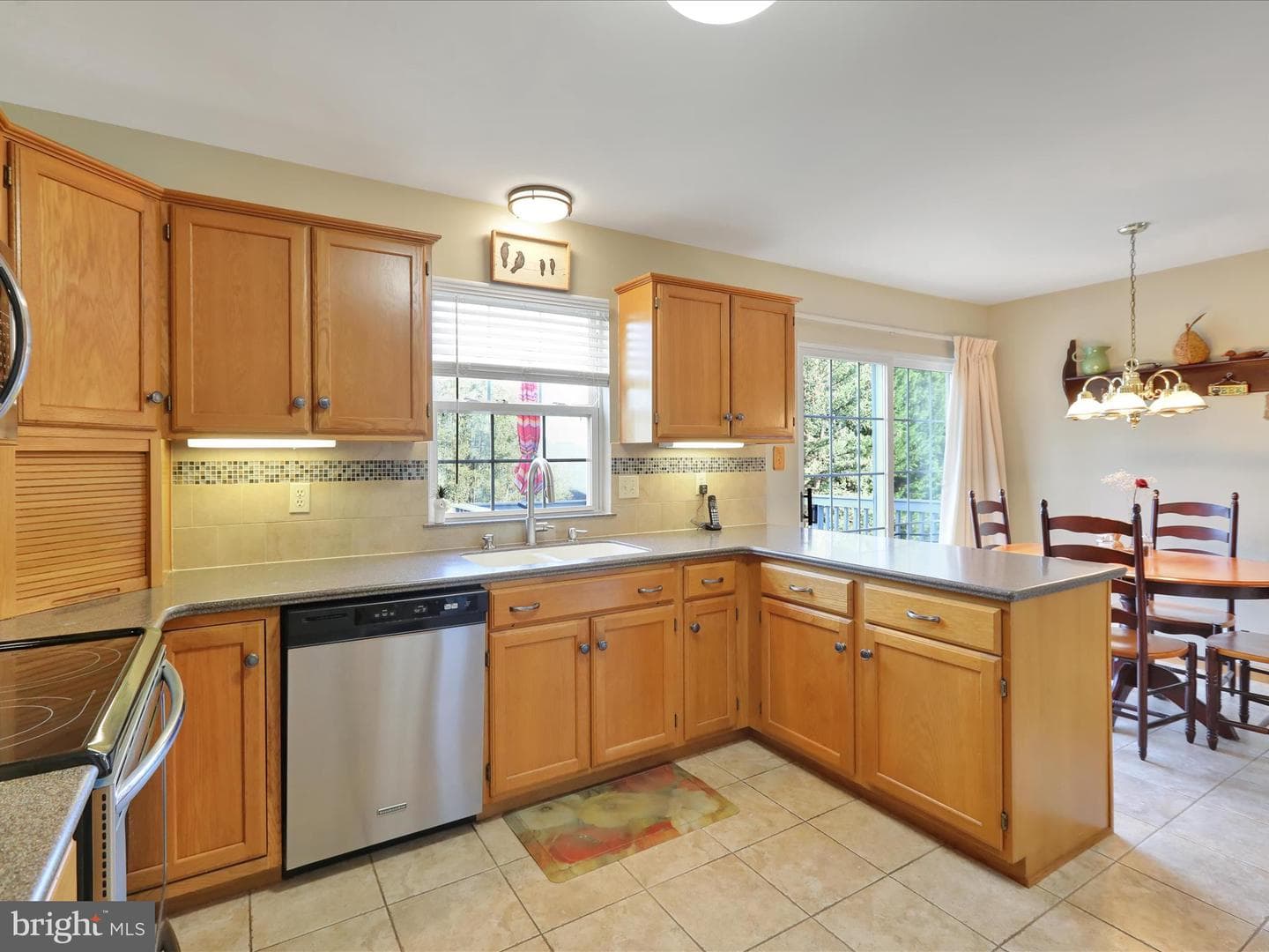 2306 Overland Avenue photo 17