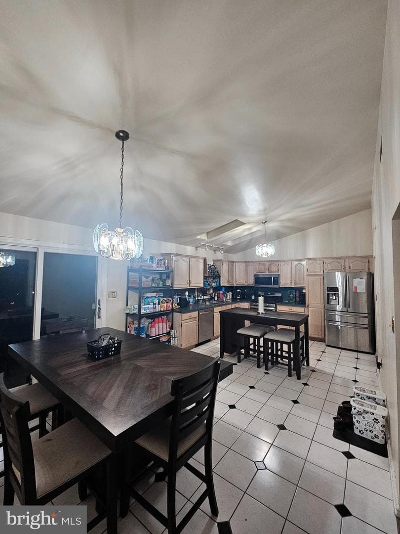 1125 Ashbourne Dr photo 14